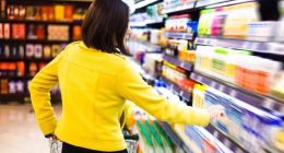 “沖動消費”的反義詞，是“反向消費”